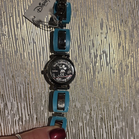 Disney “Ariel”Silver and Blue Dolphin Bracelet watch - Picture 4 of 4